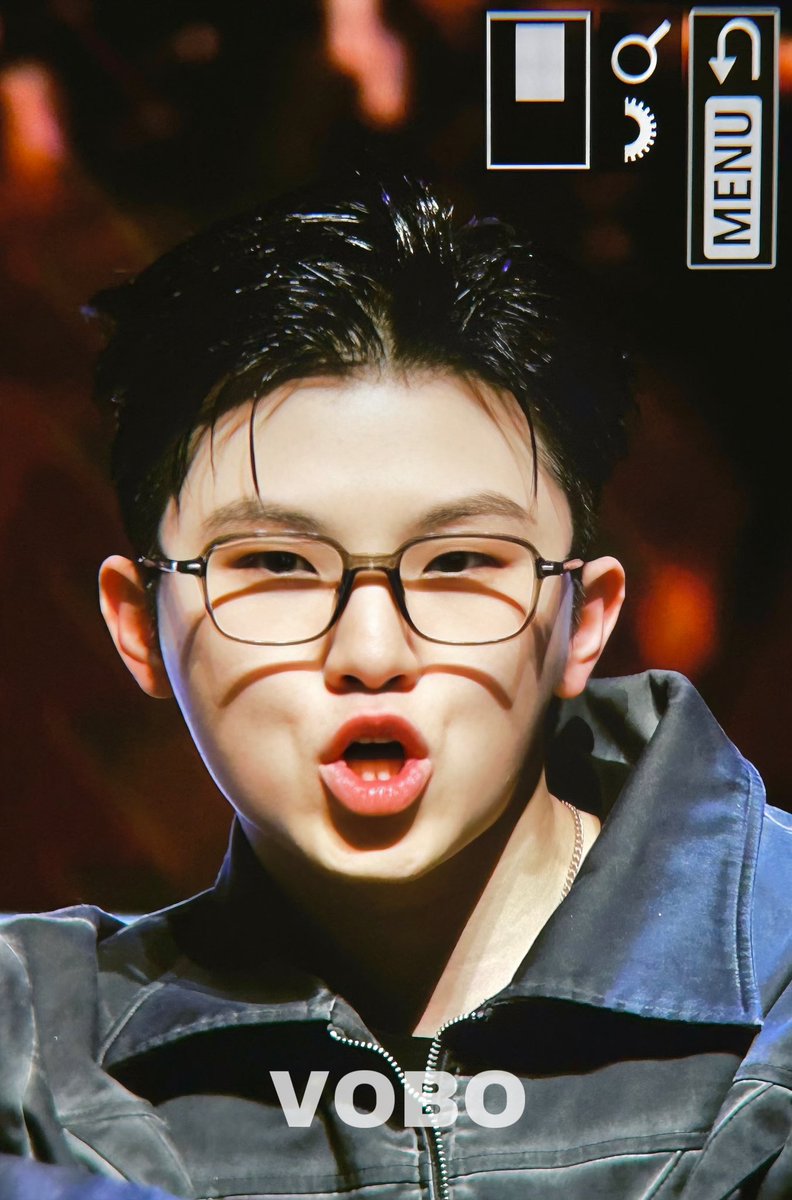 vobo_woozi's tweet photo. 250316 우지

빠오즈~

#SEVENTEEN #WOOZI #우지 #세븐틴 #ウジ #보보 #ボボ https://t.co/LCmoN5OzZC
