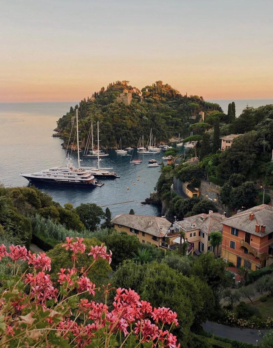 W0rld2026's tweet photo. Portofino, Italy https://t.co/DT43tYJGxy