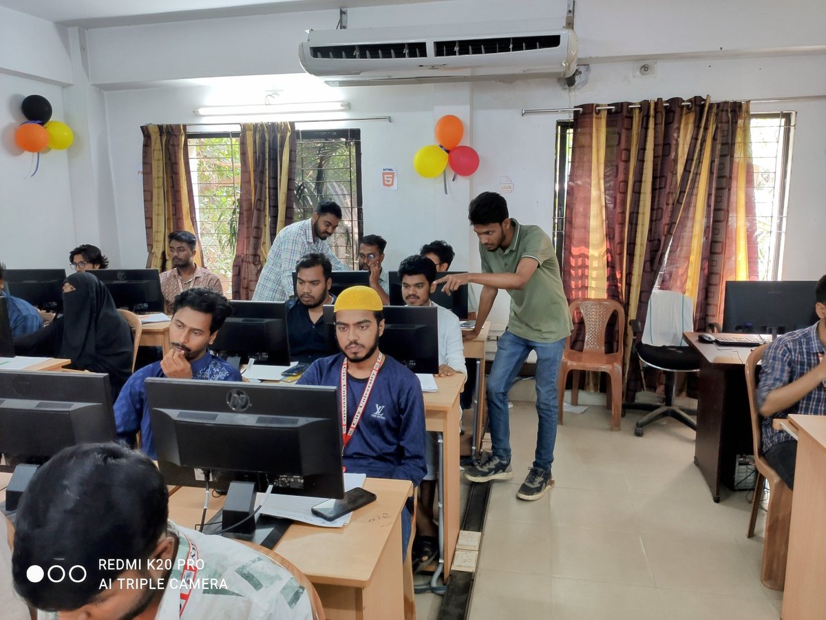 mdsiaofficial's tweet image. Code and Creativity Carnival Programming Contest 
Organized by City University Programming Club(CUPC) .

#ProgrammingContest