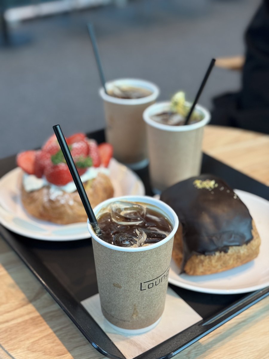 진짜 오랜만에 카페뜨개함