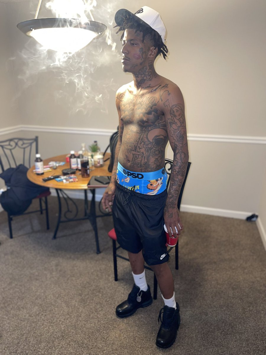 Some Happen 🤦🏽‍♂️‼️