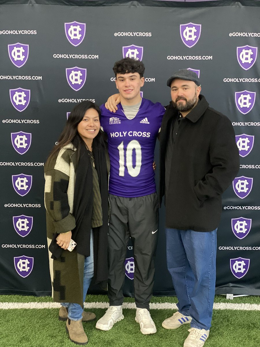 Ollie Velez (@ollievelez87) on Twitter photo Had a great time at Holy Cross yesterday for their junior day! Thank you to all of the coaches for having me! <a href="/CoachRG18/">Rich Gunnell</a> <a href="/CoachDanCurran/">Dan Curran</a> <a href="/CoachSchell_/">Matthew Schell</a> <a href="/HCrossFB/">Holy Cross Football</a> <a href="/cbrownandovere1/">Coach Brown</a> Had a great time at Holy Cross yesterday for their junior day! Thank you to all of the coaches for having me! <a href="/CoachRG18/">Rich Gunnell</a> <a href="/CoachDanCurran/">Dan Curran</a> <a href="/CoachSchell_/">Matthew Schell</a> <a href="/HCrossFB/">Holy Cross Football</a> <a href="/cbrownandovere1/">Coach Brown</a>