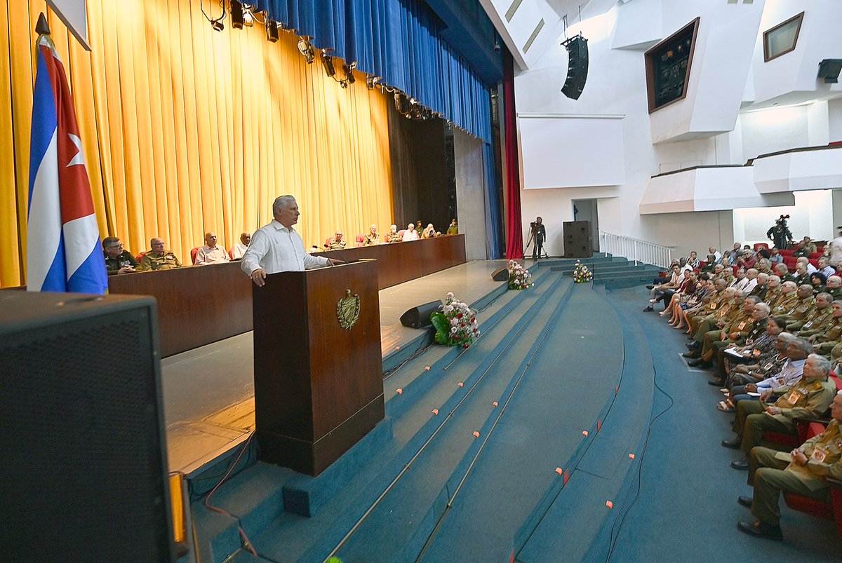 🇨🇺| Discurso pronunciado por <a href="/DiazCanelB/">Miguel Díaz-Canel Bermúdez</a>, Primer Secretario del Comité Central del Partido Comunista de #Cuba y Presidente de la República, en la clausura de la VI Conferencia Nacional de la Asociación de Combatientes de la Revolución Cubana. 

🔗| presidencia.gob.cu/es/presidencia…