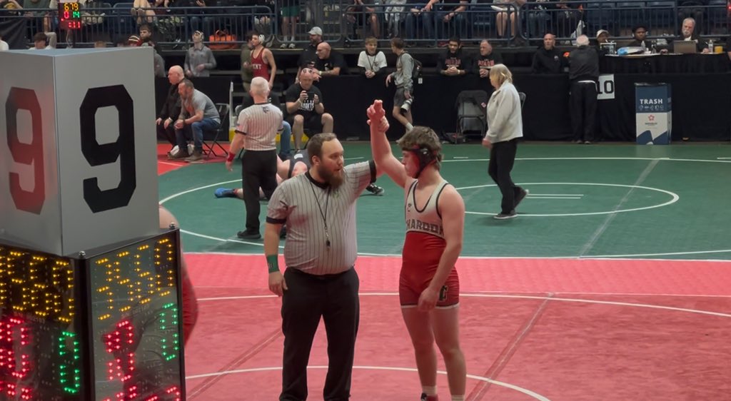 Chardon High School Wrestling tweet media