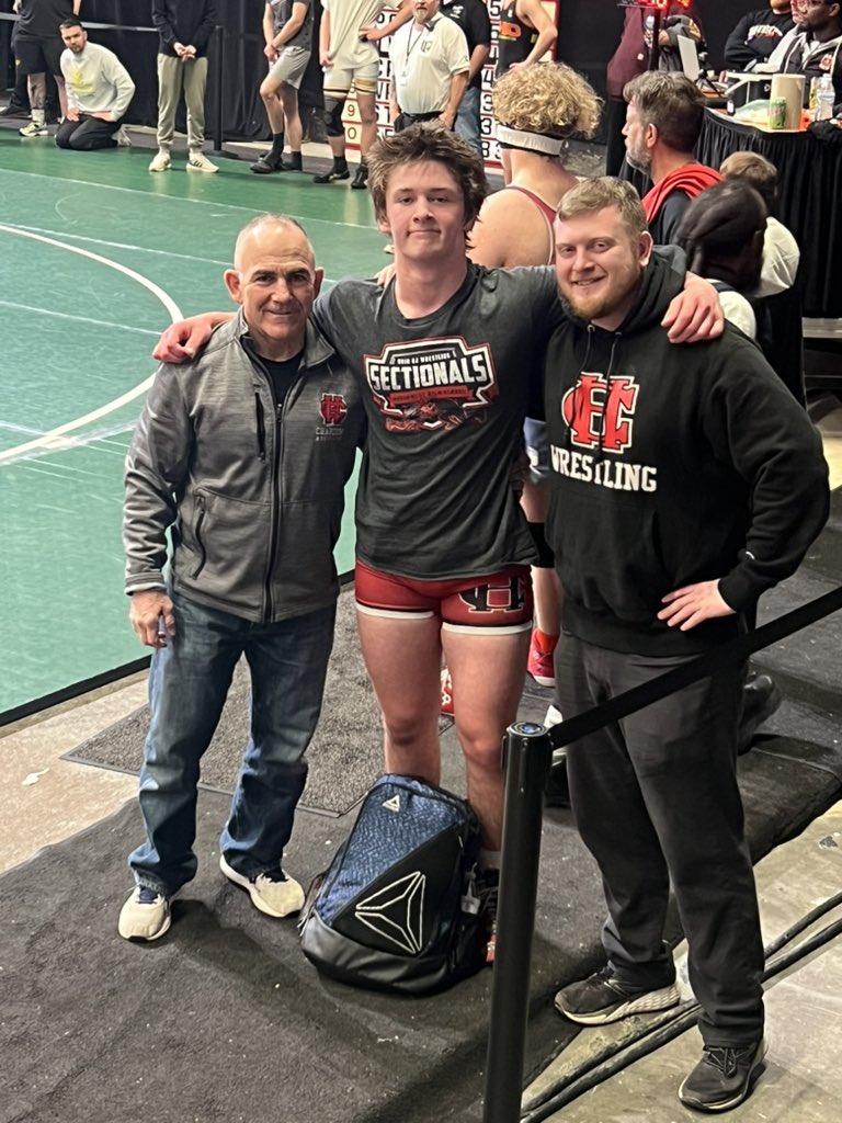 Chardon High School Wrestling tweet media