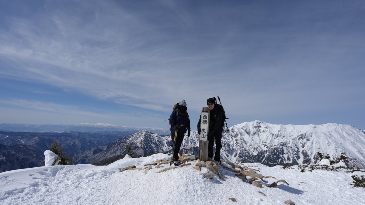 【西穂丸山】冬の景色が最高！ youtu.be/tzfSlHdMX3Q?fe… <a href="/YouTube/">YouTube</a>より

3月1日はLUNAの一周忌でした。
LUNAも大好きだった雪山登山してきました☺️
#雪山登山
#西穂高岳
#西穂丸山