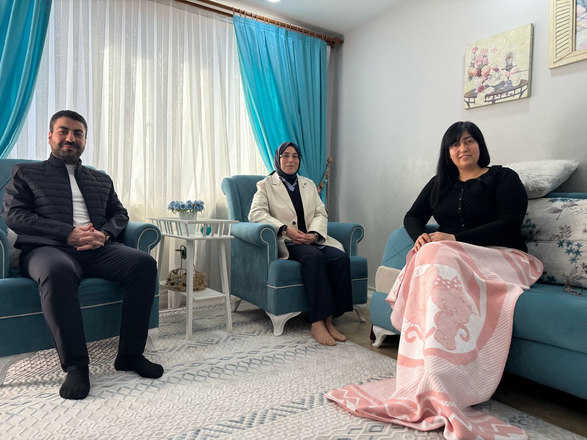 📍Karaköprü  

AK Parti İlçe Başkanımız değerli yol arkadaşım <a href="/avorhancelik/">Av. Orhan ÇELİK</a> ile ameliyat olan AK Parti Karaköprü İlçe Tanıtım ve Medya Başkanımız kıymetli <a href="/EsmaGurdalGursy/">Esma Gürsoy</a> kardeşimize geçmiş olsun ziyaretinde bulunduk. 

Rabb’im tüm hastalara şafi ismiyle şifa versin inşallah.