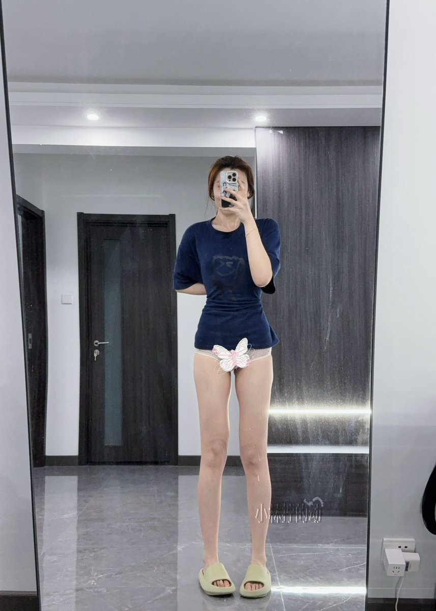 超绝镜子🪞显瘦到不用p🥳#185大帅哥 #痞帅 #女贝