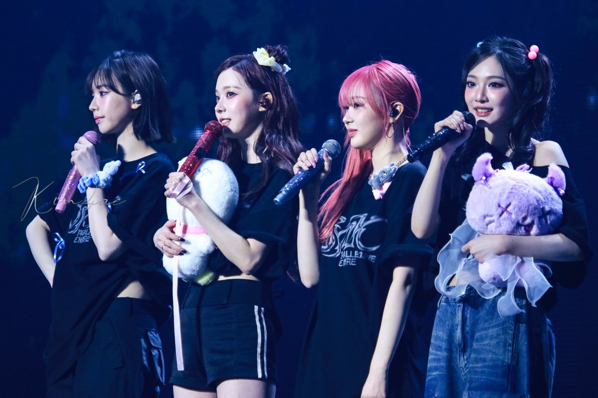 250316 aespa LIVE TOUR – SYNK : PARALLEL LINE – ENCORE
#에스파 #aespa #카리나 #Karina #지젤 #Giselle #윈터 #Winter #닝닝 #Ningning