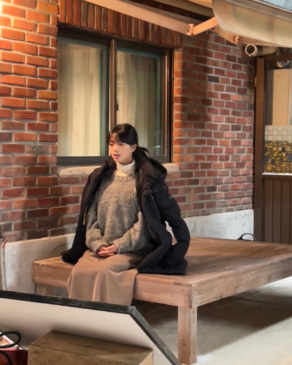 fairy_jeongeui's tweet photo. 250316 Roh Jeongeui IG

Thank you for loving #TheWitch up until now ♥️
I was happy because I got to meet Mijeong, who is so precious in my life 🥹

#마녀 #노정의 #RohJeongEui https://t.co/B2YXXDppnh