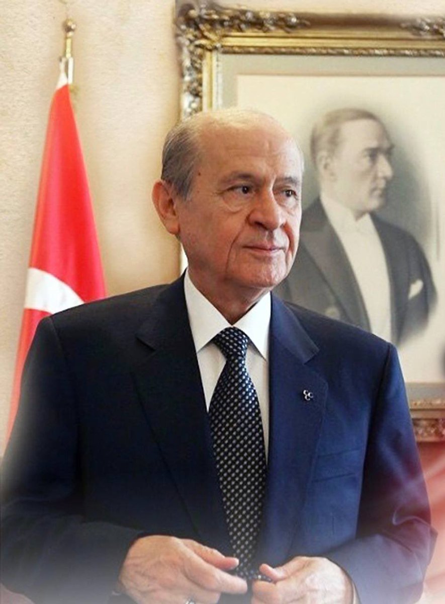 Türk milletinin siyasetten ve siyasi partilerden yegane beklentisi haklı ve meşru taleplerine kulak verilmesi, hayatın ve hadiselerin doğal akışından kaynaklanan zincirleme sorunların aşama aşana dengeli ve demokratik müdahalelerle çözüme kavuşturulmasıdır.

Türk ve Türkiye