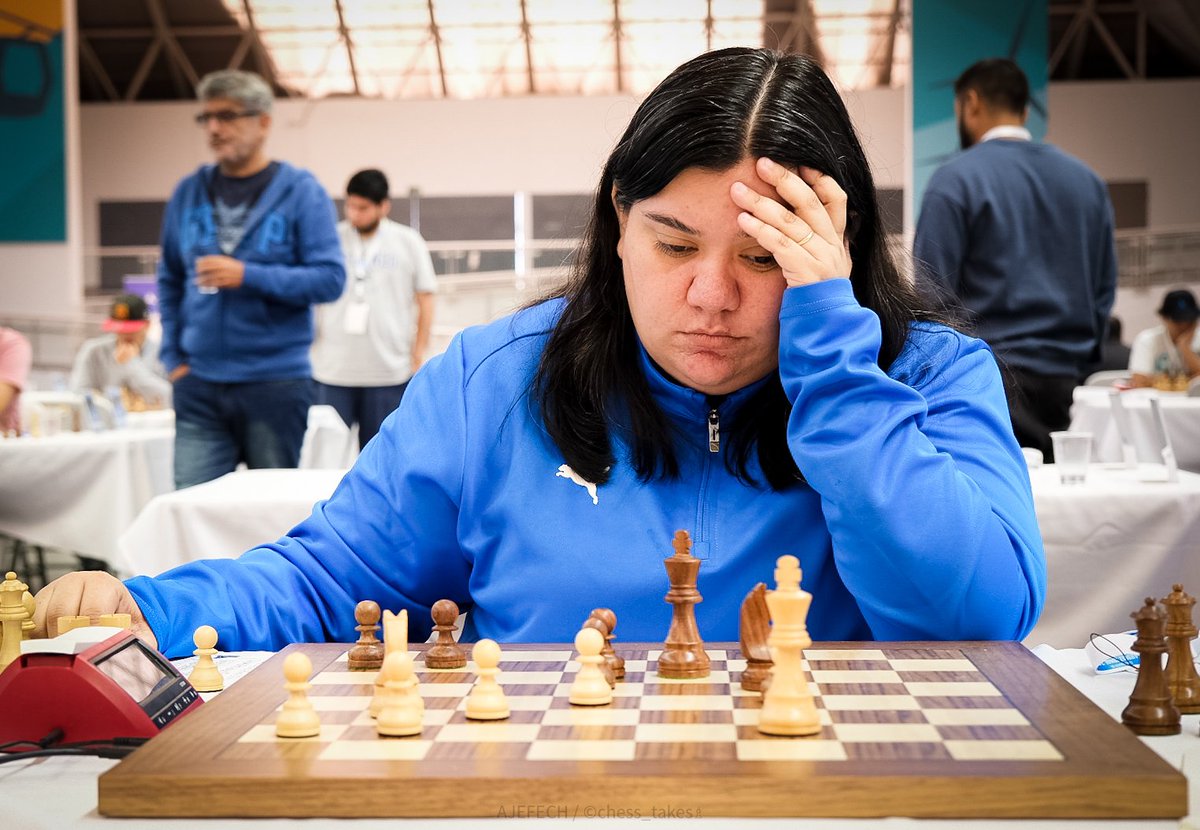 🏆🥉 Primer Torneo Internacional del Año
Tercera en el Zonal 2.5 disputado en Santiago 🇨🇱
Sumé unos puntitos de ELO y terminé entre las 3 mejores de la Zona 2.5
Lindas victorias ante la Campeona Argentina, la número 1 de Chile y la leyenda latinoamericana
Ahora a casita