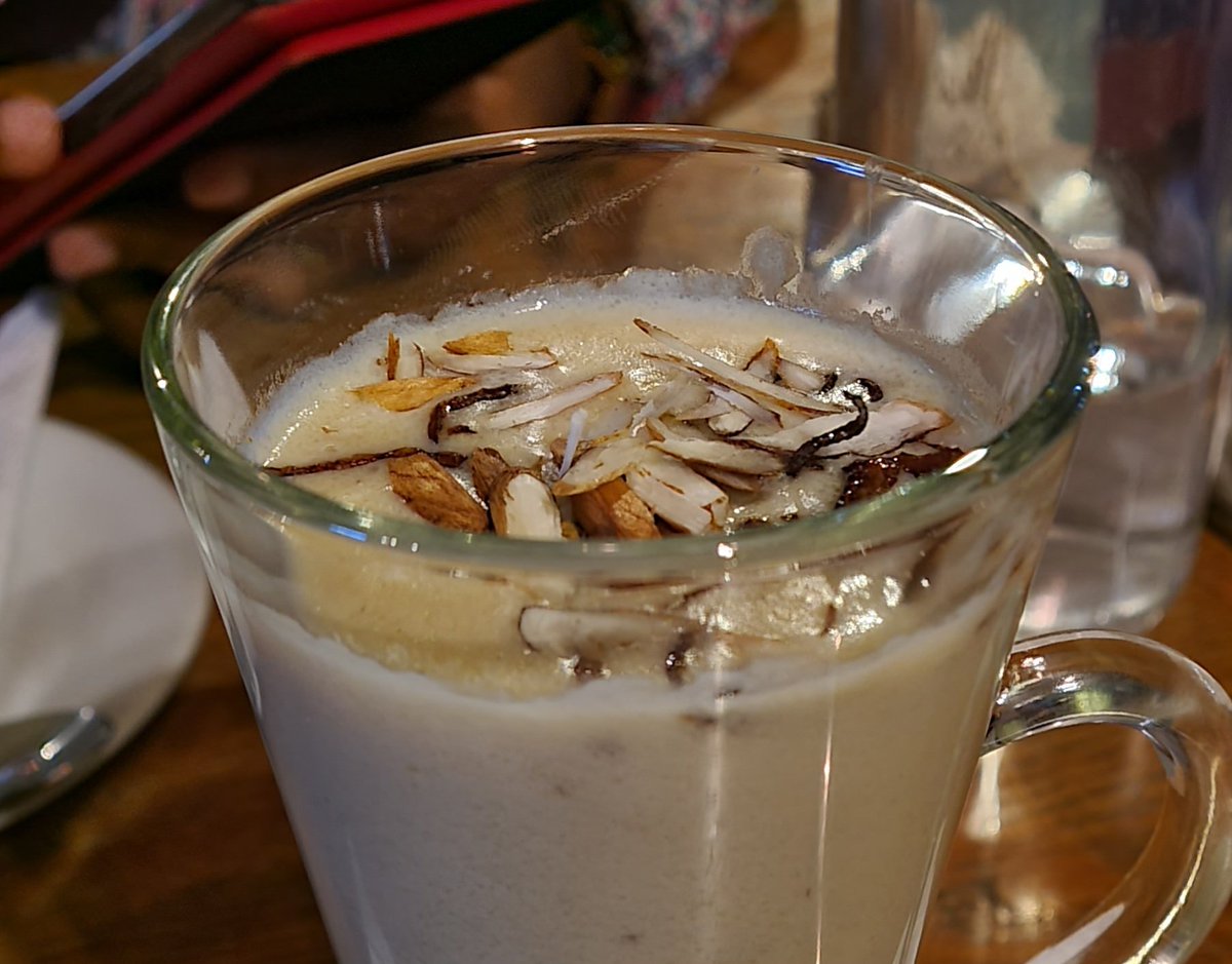 ސުޖީ ބޯހިތްވާ ކުދިން ކޮބާ.