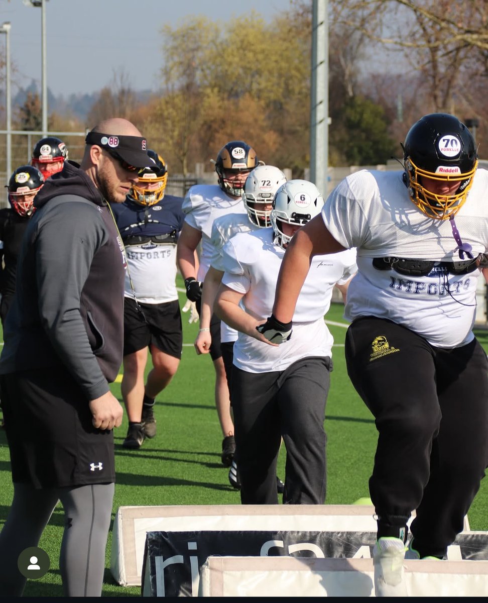 Salisbury School Football (@coach_phelps11) on Twitter photo While he’s been blessed to have coached hundreds of motivated football players throughout Europe, I know one of Coach Bunce’s FAVORITE highlights was meeting up with fellow Salisbury Knights, Tomm Hopp ‘25 and Michel Born ‘23 in Berlin, Germany! <a href="/SarumAthletics/">Salisbury Athletics</a> While he’s been blessed to have coached hundreds of motivated football players throughout Europe, I know one of Coach Bunce’s FAVORITE highlights was meeting up with fellow Salisbury Knights, Tomm Hopp ‘25 and Michel Born ‘23 in Berlin, Germany! <a href="/SarumAthletics/">Salisbury Athletics</a>