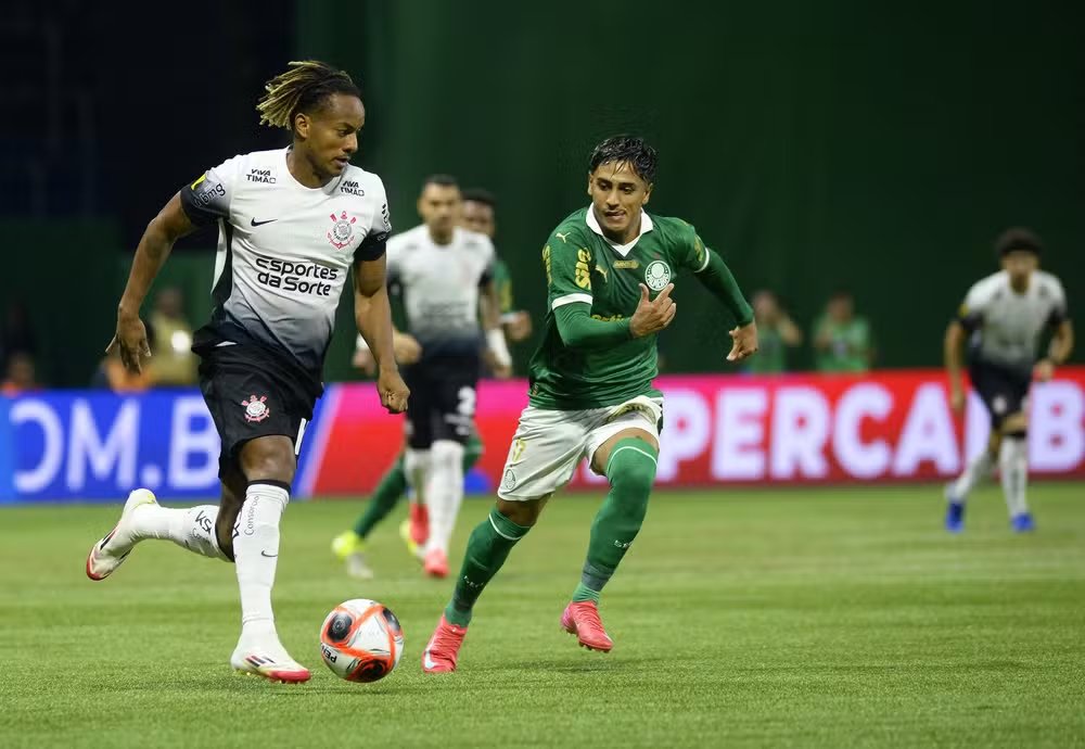 Dérbi na final! 

Bolão do Cartola: Palmeiras não perde do Corinthians em casa há dez jogos; compare os números!

Acesse >> glo.bo/3XTV5Ew