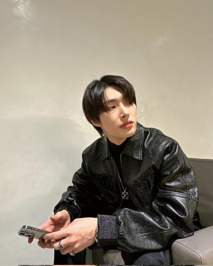 Airport mode on, next stop: Off-White PFW25 State of Resistance show. Fashion, rebellion and history in the making. Paris is calling and I'm ready to witness it all. From check in to runway, this isn't just a trip it's a statement. See you at the front row..