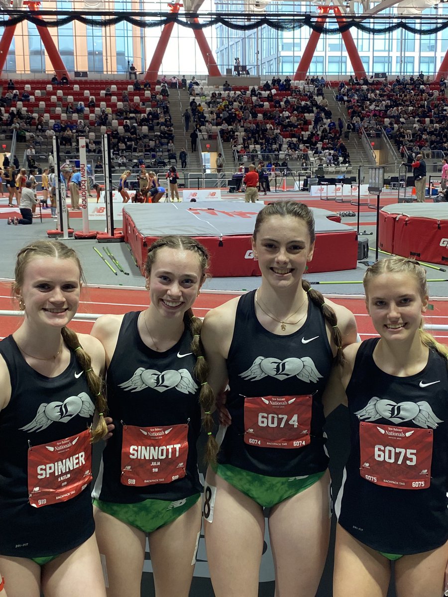 🚨School Record Alert!🚨 
Spinner, Sinnott, Hofstein, &amp; Schidzick blast a 35.71 in the Shuttle Hurdle Relay at the National Championships - moving up to #2 All-Time in Section 2 History! 🔥<a href="/ShenAthletics/">ShenAthletics</a> <a href="/CoachCloutier/">CoachCloutier</a> <a href="/ShenNews/">Shenendehowa CSD</a> #Rise #RiseAgain