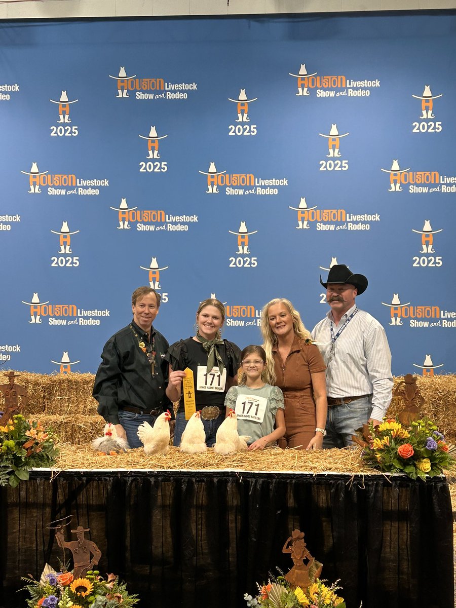 Patricia Alvarez, M.Ed. (@shyan_08) on Twitter photo Pickle had a heck of a time at the HLSR, she made sale at one of the hardest livestock shows to make premium sale. If you know anything about the Houston Rodeo you know this is not easy defeat. Congratulations pickle <a href="/Aocho77/">Alex Alvarez M.ED</a> Pickle had a heck of a time at the HLSR, she made sale at one of the hardest livestock shows to make premium sale. If you know anything about the Houston Rodeo you know this is not easy defeat. Congratulations pickle <a href="/Aocho77/">Alex Alvarez M.ED</a>
