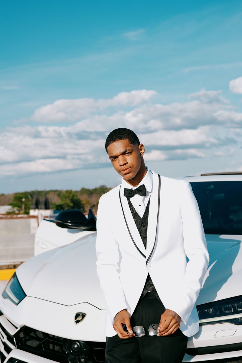 vonfromda850's tweet photo. Prom 2k25 #6xKingOut 👑👑👑👑👑👑 https://t.co/DTRl7sdpW7