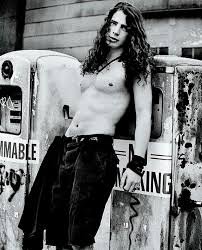 ❤️❤️💔❤️❤️
7 years and 10 months since we lost beautiful Chris💔🎶🙏🌟😥
youtu.be/V7Zk5rkPEa8?fe…
❤️❤️💔❤️❤️