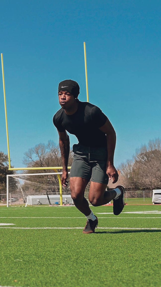 Kyree Pettis (@imkyreepettis08) on Twitter photo Movers🧪 <a href="/Shaun_Graham_DB/">Coach Graham : EBG</a> <a href="/ProsperEaglesFB/">Prosper Eagles FB</a> <a href="/CoachCD20/">Coach Devereaux</a> <a href="/Coach_Hill2/">Malcolm Hill</a> #MissionConfirmed Movers🧪 <a href="/Shaun_Graham_DB/">Coach Graham : EBG</a> <a href="/ProsperEaglesFB/">Prosper Eagles FB</a> <a href="/CoachCD20/">Coach Devereaux</a> <a href="/Coach_Hill2/">Malcolm Hill</a> #MissionConfirmed