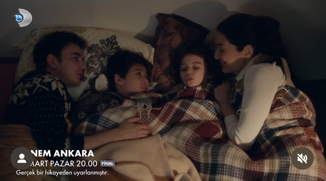balkankiziyimmm's tweet photo. Benim canlarım bunlar 🥹😔🥰 #AnnemAnkara #BergüzarKorel #DurukanÇelikkaya #MustafaEnisBilir #EdizGülsuyu sizi izlemek çok keyifliydi ❤️ iyi ki siz 🫶 Koca yürekli Zuhal ve onun yavruları Burak, Başar ve Bağış 👏🏻👏🏻👏🏻 https://t.co/3Y3OoT9CxU