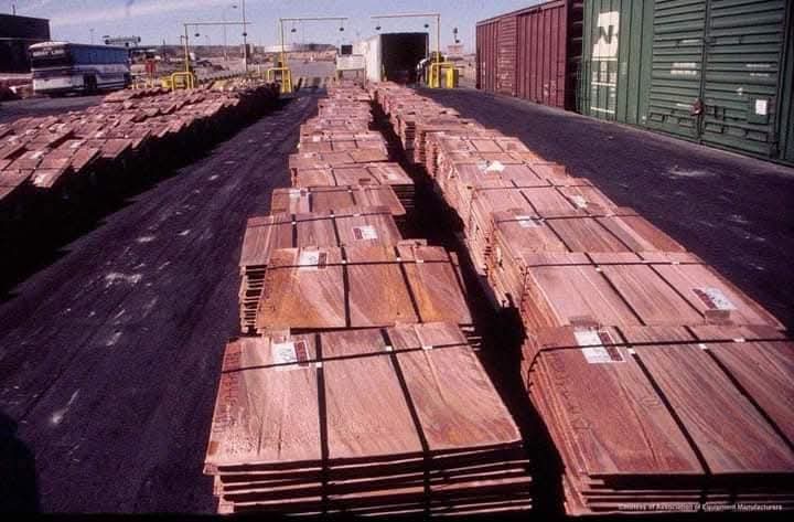 CopperWireScrap's tweet photo. our high-quality copper and aluminum scraps! We offer copper cathode, Copper Wire Scrap &amp; aluminum scraps at competitive prices. Contact us at +45 71 65 3114 #Copper #Aluminum #MetalScraps #Recycling #ScrapMetal #CopperCathode #AluminumScraps #BusinessOpportunity https://t.co/KKX41W5tRU