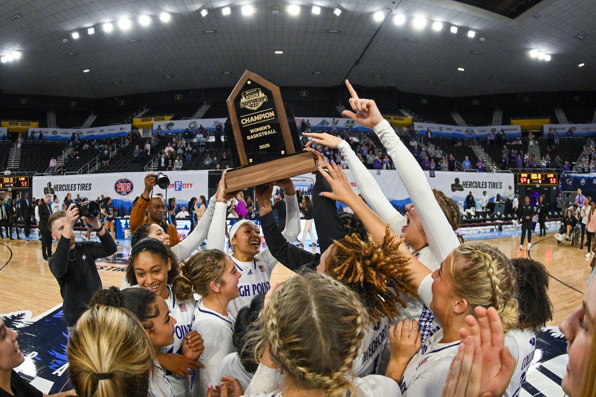 Happy Selection Sunday, HPU! 😁

<a href="/HPUMBB/">HPU Men's Basketball</a> X <a href="/HPUWBB/">HPU Women's Basketball</a>