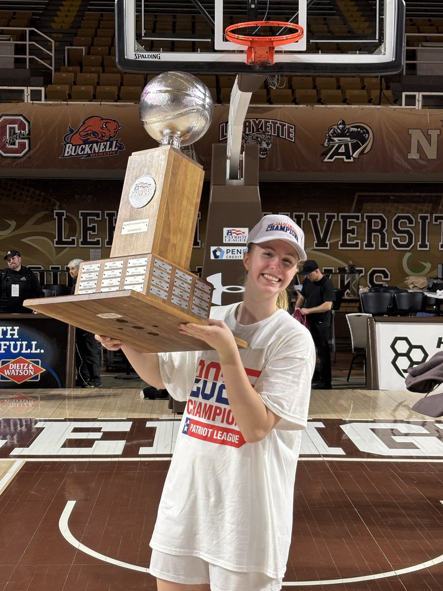 vaneps17's tweet image. Going Dancing!!   Congrats @KayleeVanEps and team!!