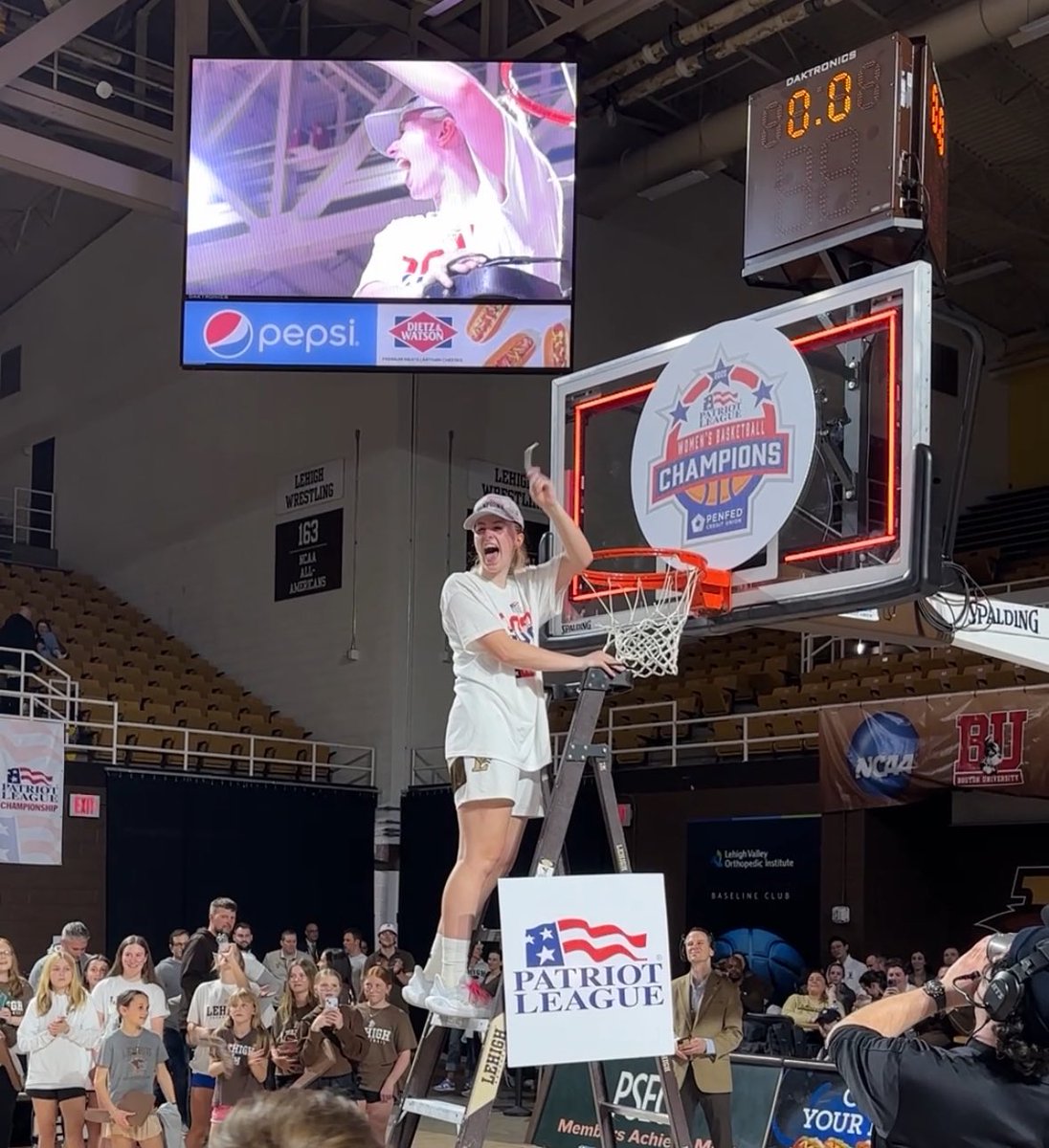 vaneps17's tweet image. Going Dancing!!   Congrats @KayleeVanEps and team!!