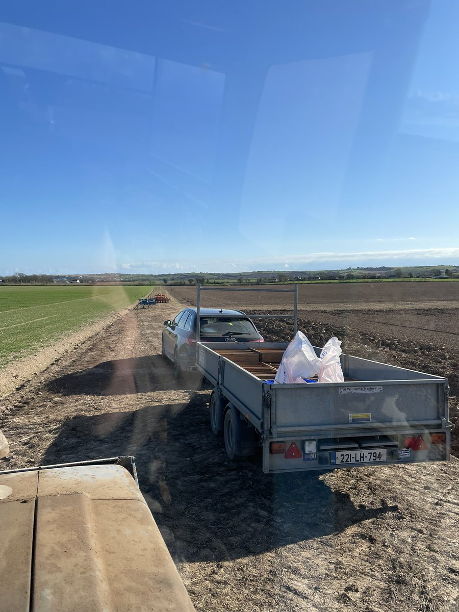 What a difference a year makes; sowing the <a href="/Goldcrop/">Goldcrop</a> spring barley plots at Shanagarry today with the assistance of <a href="/MillerickJoe/">Joe Millerick</a> . I cannot remember when I last saw proper dust in March!!! 🌾🌞🌾