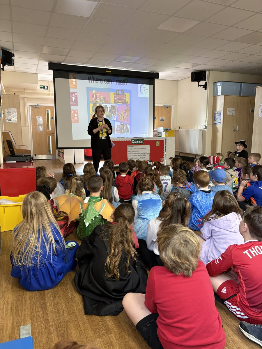 Diolch Mrs D for a very interactive and informative assembly to kickstart our World Book Day 2025 celebrations!