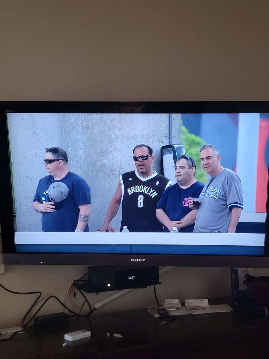 andrewtocc's tweet photo. If this isn't peak yankees fans that retired to Florida, idk what is.... @Yankees @barstoolsports https://t.co/IKcvok8NCH