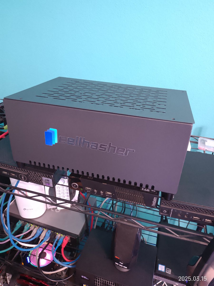 Bahama Bogues ⛏️👨🏾💻 (@bogues46) on Twitter photo Found a home for my mining phones. <a href="/Cellhasher/">Cellhasher</a> <a href="/lukewrightmain/">Luke Wright</a> <a href="/OhHaiAndy/">Your Friend Andy</a> <a href="/HobbyistMiner/">TheHobbyistMiner</a> <a href="/NordicMiner/">Nordic Crypto</a> <a href="/theretromike/">Retro Mike Tech</a>
#phonemining Found a home for my mining phones. <a href="/Cellhasher/">Cellhasher</a> <a href="/lukewrightmain/">Luke Wright</a> <a href="/OhHaiAndy/">Your Friend Andy</a> <a href="/HobbyistMiner/">TheHobbyistMiner</a> <a href="/NordicMiner/">Nordic Crypto</a> <a href="/theretromike/">Retro Mike Tech</a>
#phonemining