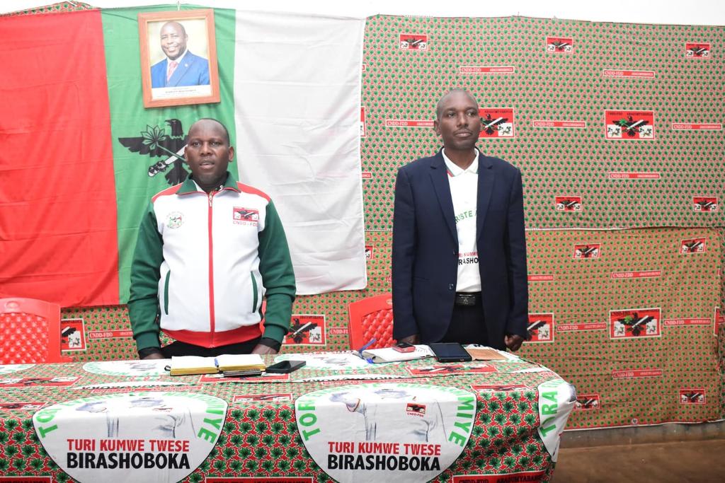 CnddFddBuhumuza's tweet photo. ##Burundi Kuruno munsi igenekerezo rya 16/3/025 ubuserukizi bw' umugambw @CnddFdd mu ntara ya #Buhumuza bugiwe imbere na Nyakubahwa Umunyamabanga w' umugambwe mu ntara bwatunganij umwiherero kubaserukira ibisata bitandukanye bigize ubuzima bwa komine ya Cankuzo.@DorianeMunezero https://t.co/45m3gaAnea