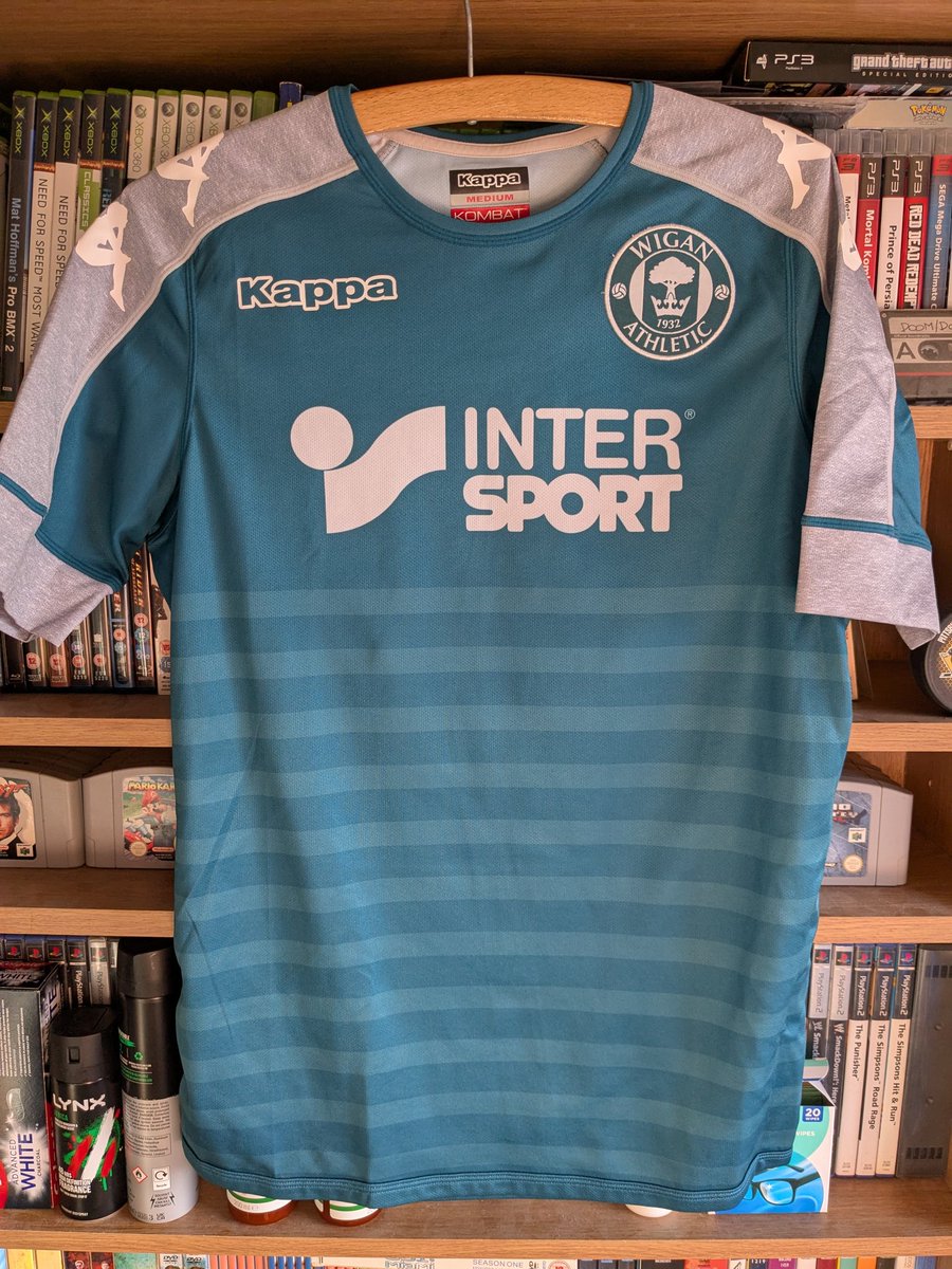 Mr_E_Sender's tweet photo. Celebrate Dan Burn being massive and still a winner by getting one of these lovely shirts, then take yourself to eBay, find a championship name set and end up with a tidy Burn 33 shirt. Up the Burn! #wafc https://t.co/oQ26mGOxMA