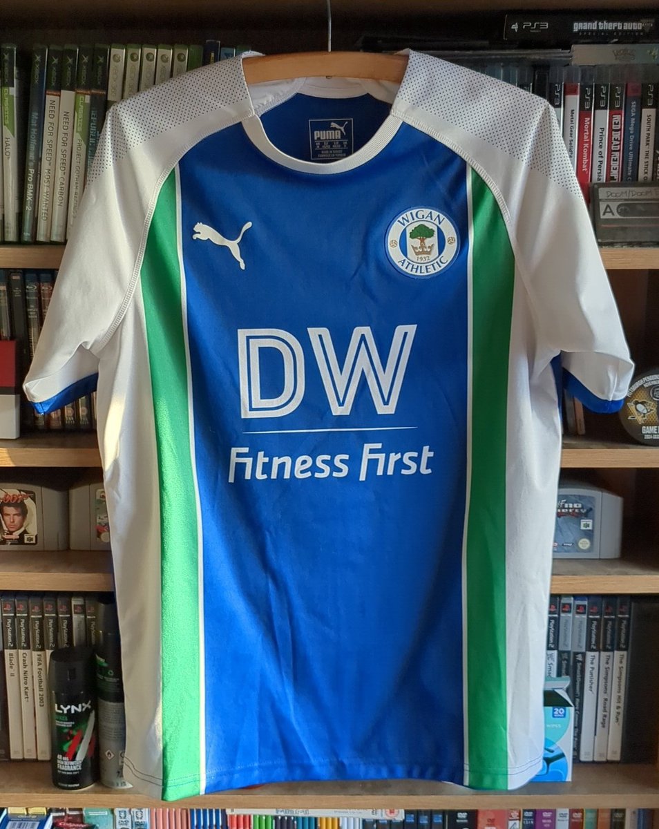 Mr_E_Sender's tweet photo. Celebrate Dan Burn being massive and still a winner by getting one of these lovely shirts, then take yourself to eBay, find a championship name set and end up with a tidy Burn 33 shirt. Up the Burn! #wafc https://t.co/oQ26mGOxMA