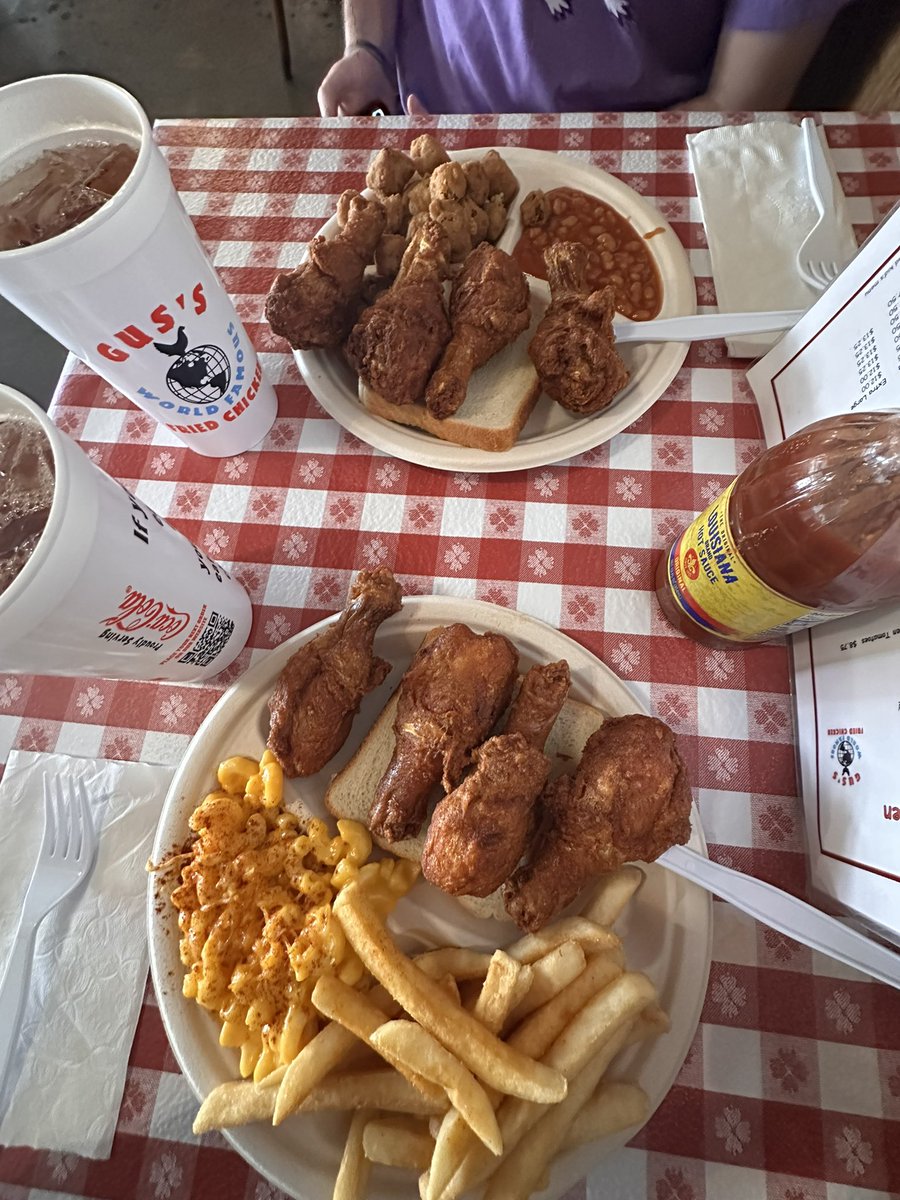 haileycolleen's tweet photo. 19 minutes to devour https://t.co/MBddRr0MVa