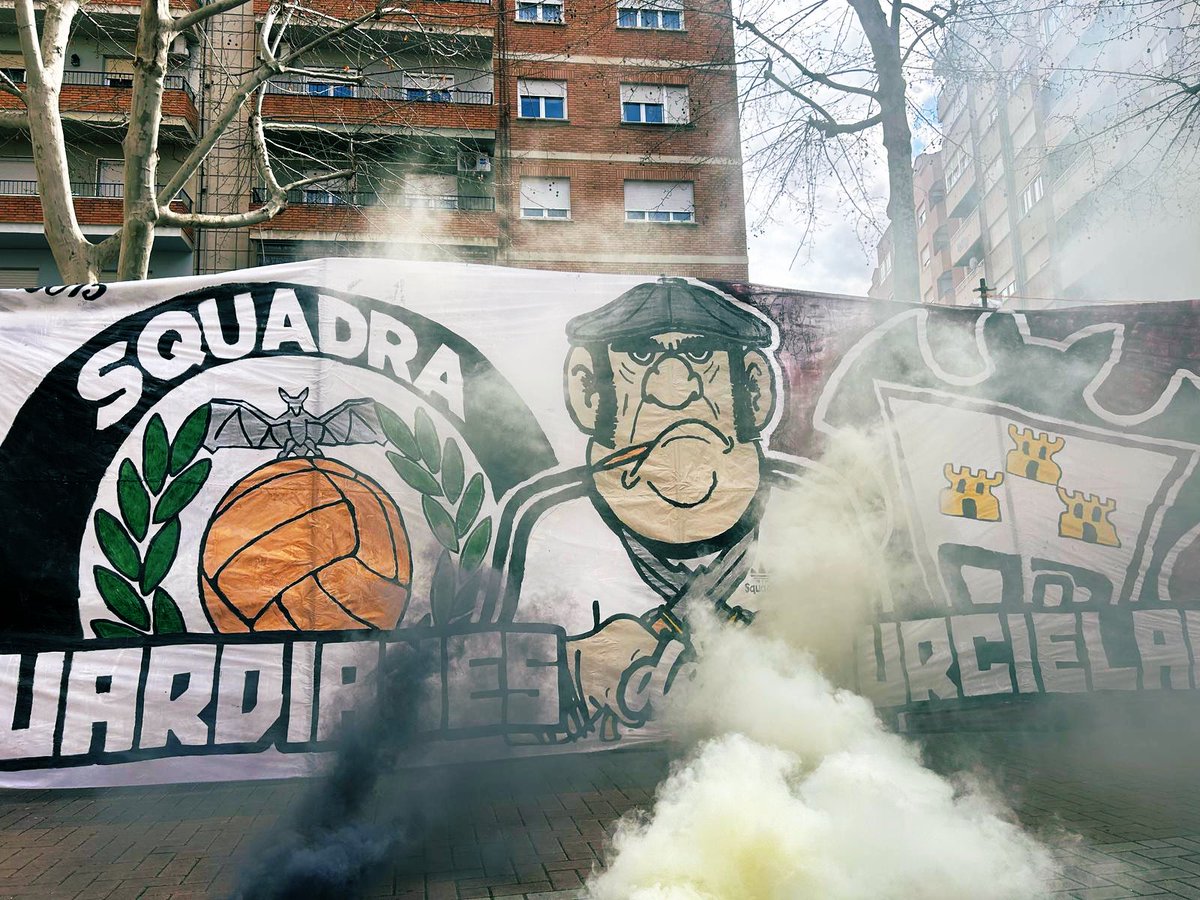 Squadra1940's tweet image. Desde el 10 de marzo de 2015…
¡𝐆𝐔𝐀𝐑𝐃𝐈𝐀𝐍𝐄𝐒 𝐃𝐄𝐋 𝐌𝐔𝐑𝐂𝐈𝐄́𝐋𝐀𝐆𝐎!
#Squadra1940
#HinchasAlbaceteBalompié #X