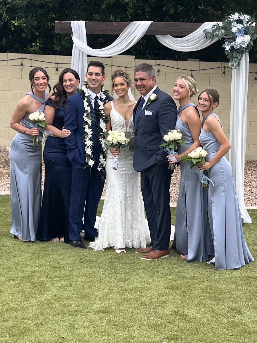 All My Keiki’s! Congratulations Mr. and Mrs. Nainoa Aguano. 🤙🏽🙏🏽❤️