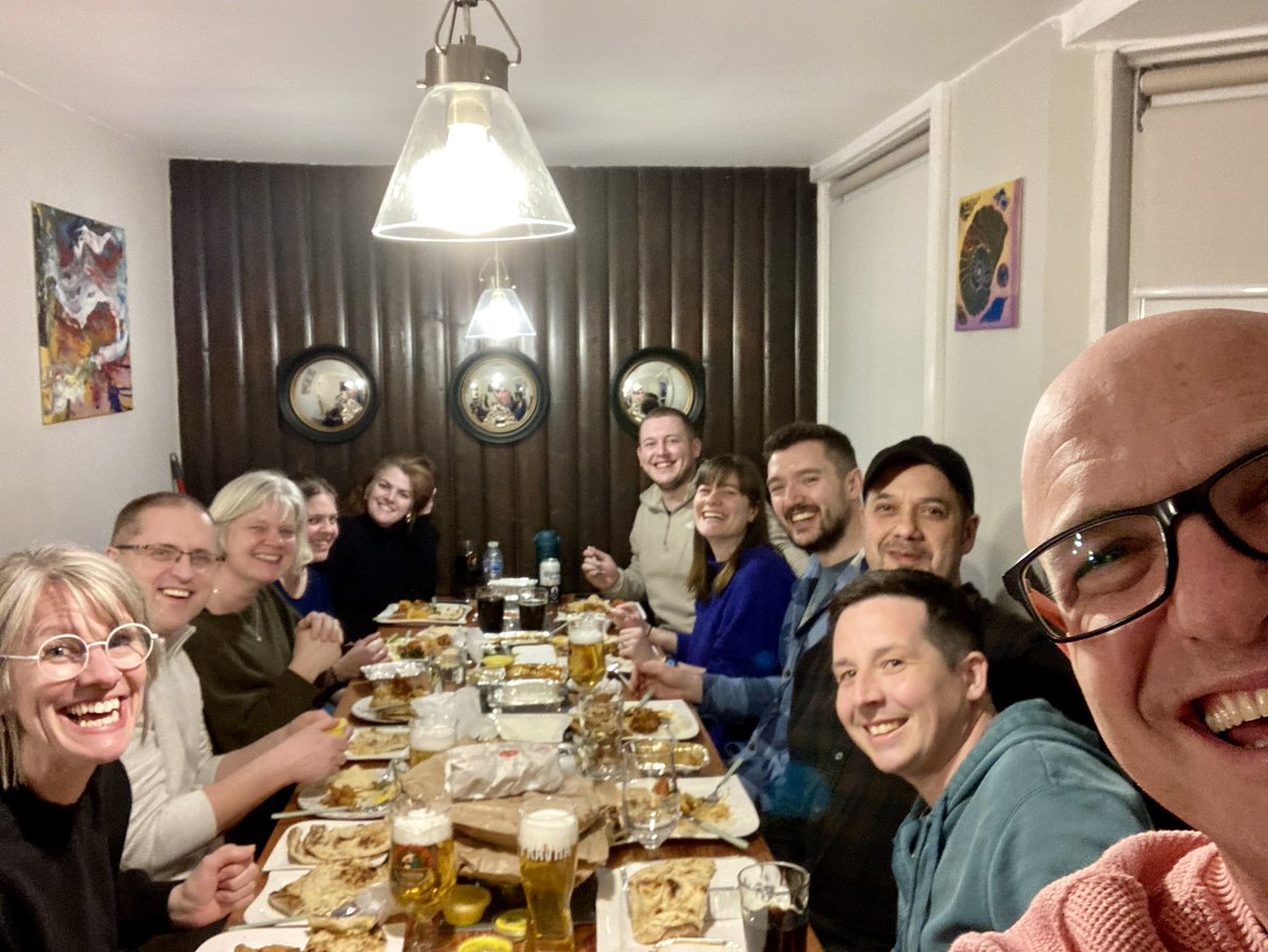 LoveCrawley's tweet photo. 24 hours away with the leadership team in Brighton ❤️ https://t.co/oh0iGSWuP9
