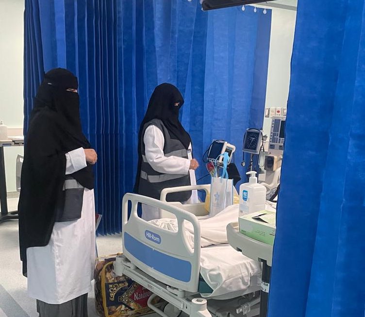 ضمن مبادرات المسؤلية المجتمعية فعّل #مركز_الملك_سلمان_لأمراض_الكلى ركن توعوي بالمركز تضامنًا مع اليوم العالمي للكلى بالمركز و زيارة مرضى الغسيل وتوعيتهم .
#تجمع_الرباض_الصحي_الثاني