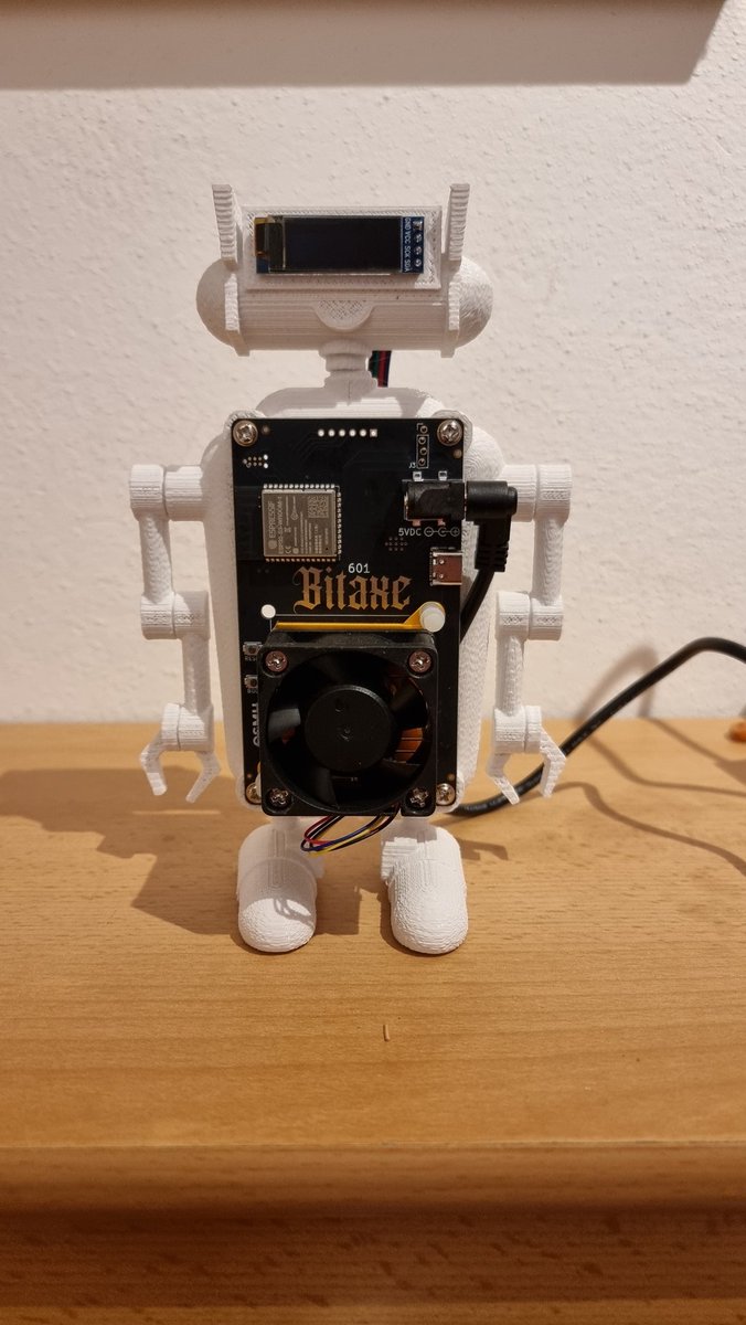 stackbitcoin21's tweet image. So mein BITAXE ist jetzt startklar. Jetzt kann es losgehen 😎