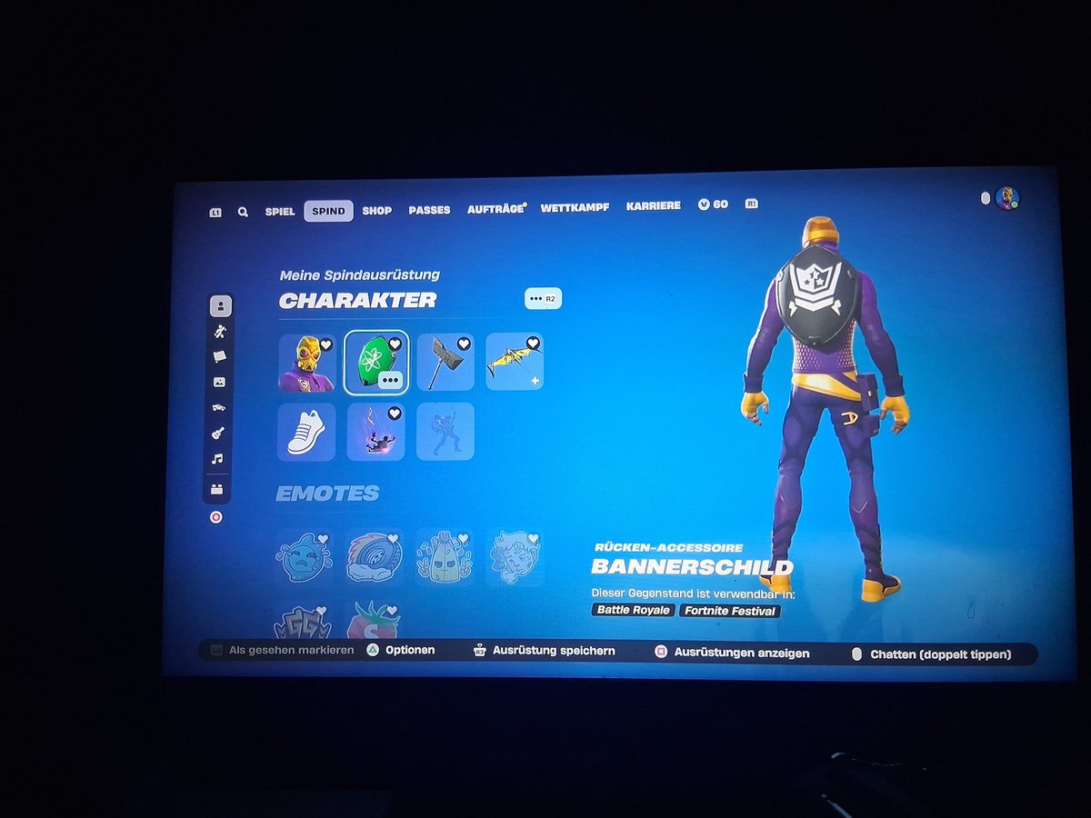 Pascal55910913's tweet photo. @Zyztmog Wie gut ist der Emoticons Schali-schau 
Feuchte Augen
Quiiieeetsch
Verschwitzer Jonesy
Skins
Viktor Royal,Wrath,
Regenbogenraserin,Andromeda, 
ARCANE JIMX ganze packe 
Picknick Rach des Marodeurs
Plasmakarotte, Geheimhammer, Peng Peng Zermalmer https://t.co/8XYw6mM4pG