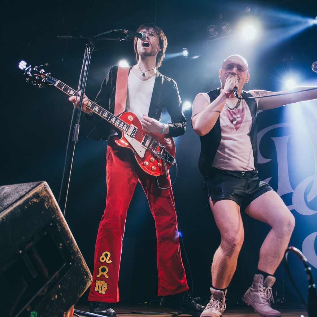 Bottom Lounge tweet media