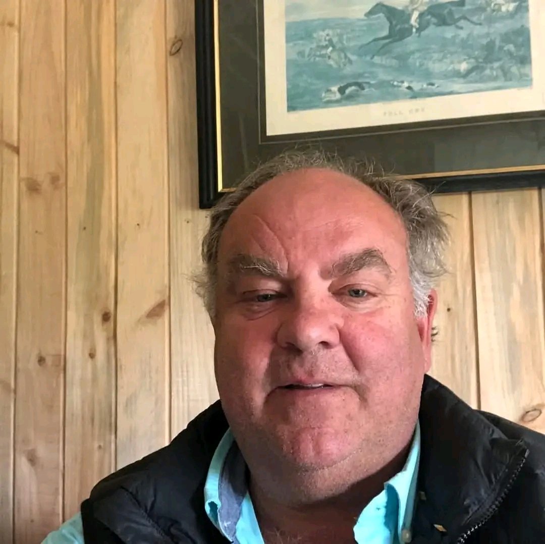 JoviNomas's tweet photo. Esperando a que Leslie Ayala en La Tercera filtre el nombre de del empresario Juan Carlos Morstadt, que amenazó a Julia Chuñil antes de desaparecer y pagó $4mill a vecinos para que le cortaran el camino por donde ella transitaba.
“Si me pasa algo, ustedes ya saben quién fue". https://t.co/OKgbAb252f