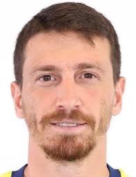 hala bu oyuncuların övülmeye devam edileceği bir camiada maalesef 5 yıl daha şampiyonluk gelmez.