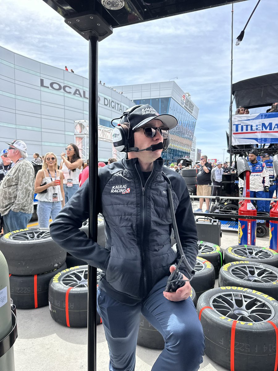 KauligRacing's tweet photo. 100 RTs and we let @christianeckes take over social https://t.co/JUfT8RcxkJ
