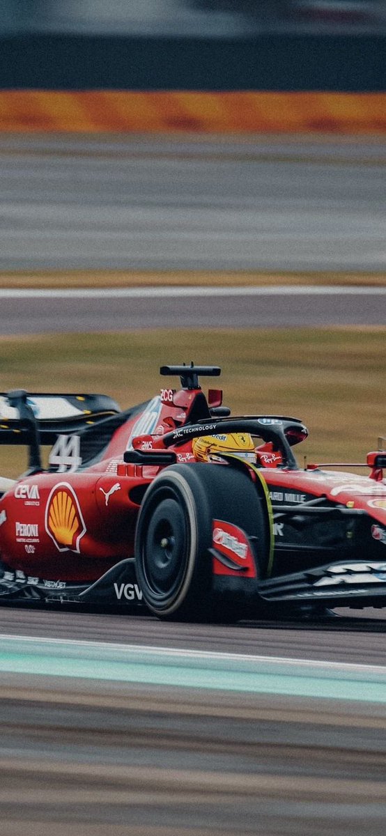 Nick_NickovichG's tweet photo. F1 Wallpapers 💢 for your phone 📲
#FerrariTeam #Formula1 https://t.co/3Id6STs6IB