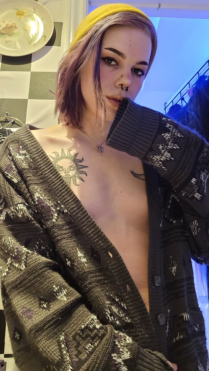 Can I be your Cozy sweater GF or do guys not like girls with big cocks?
